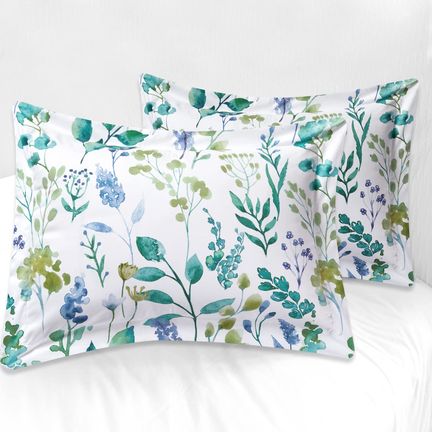 Leaf Pattern 4 Pcs Comforter Set Includes 1 Comforter, 2 Pillowcases and 1 Decorative Pillow