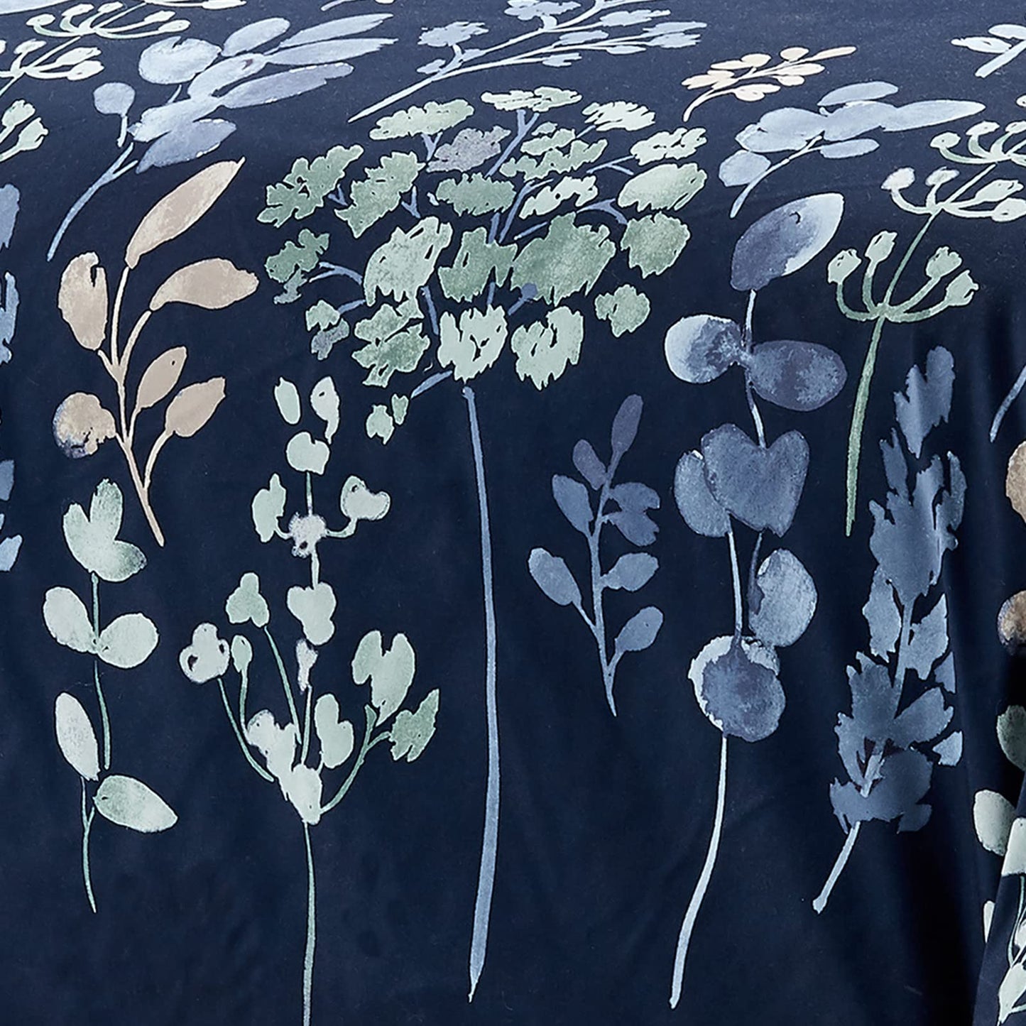 Navy Blue 4 Pcs Comforter Set Includes 1 Comforter, 2 Pillowcases and 1 Decorative Pillow